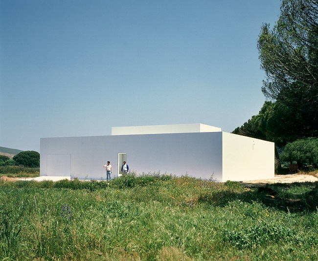 ¿Quiere usted hacer una casa buena, bonita y barata?: Llame a un arquitecto