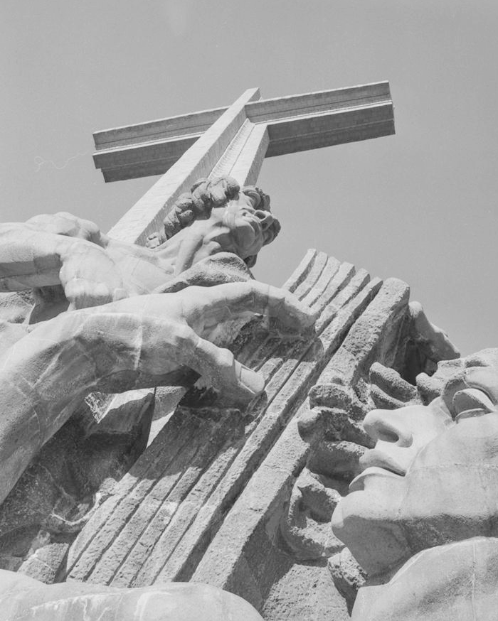 Editorial: Agujeros en la memoria
