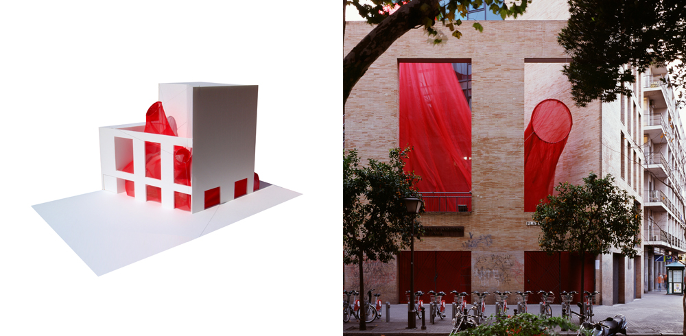 RED PÚBLICA. INSTALACIÓN URBANA EN LA BIENAL INTERNACIONAL DE ARTE CONTEMPORÁNEO DE SEVILLA.