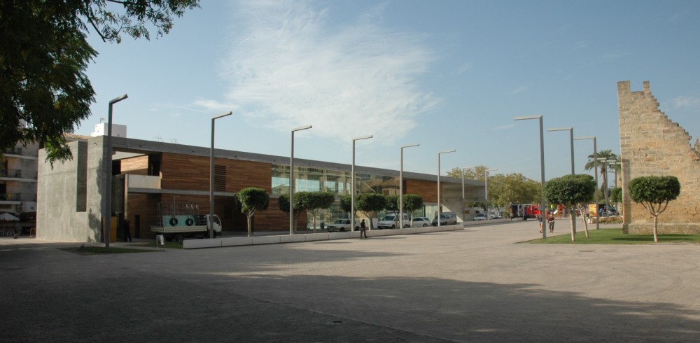Edificio polivalente de Can Ramis y Ordenación del entorno
