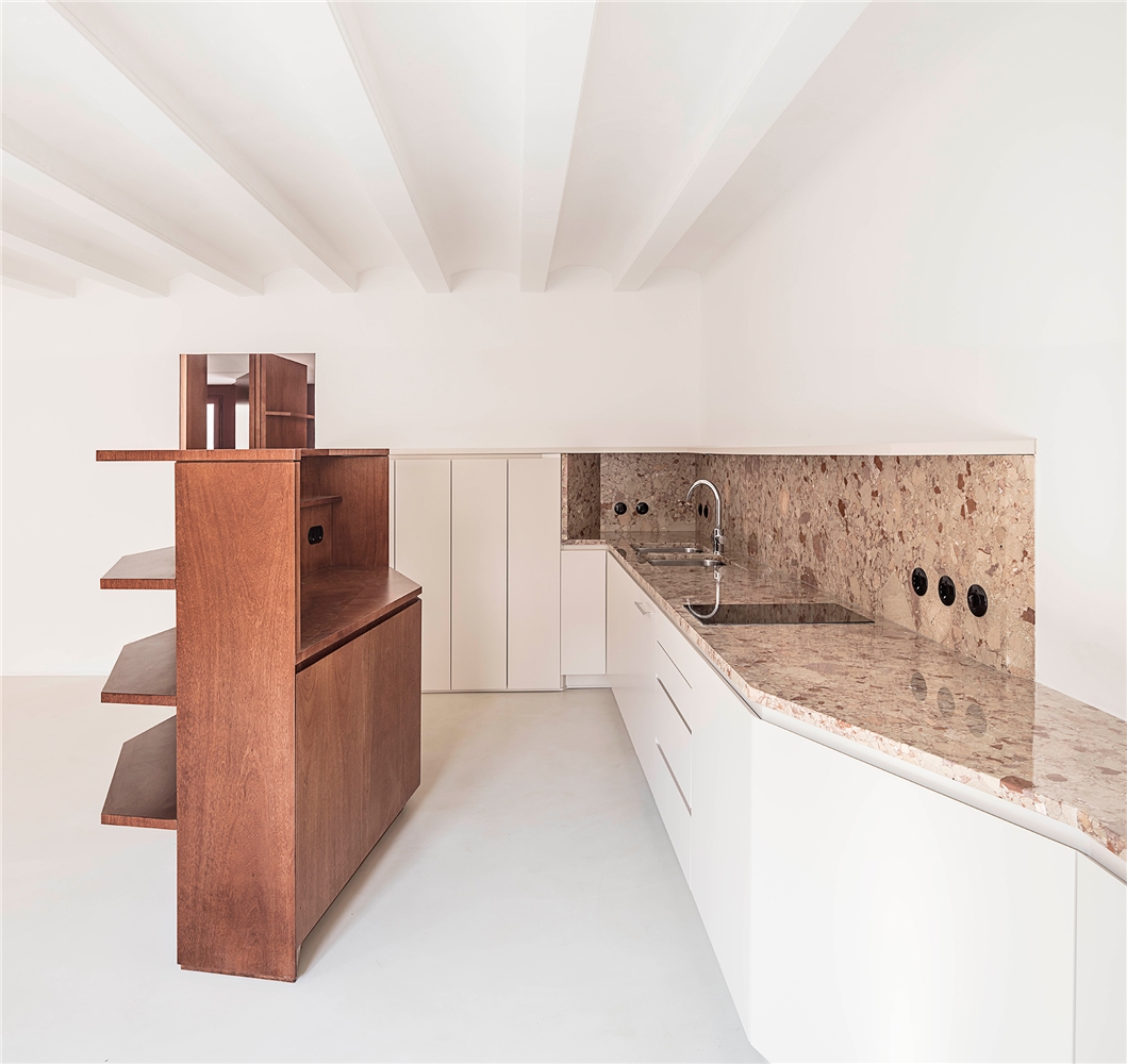 0019 - Loft-not-Loft