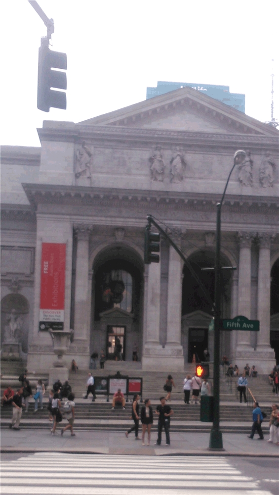 LA HERENCIA OCULTA DEL COSMOPOLITISMO NEWYORQUINO.